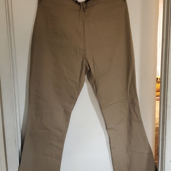 Bebop brand khaki pants with plaid skinny belt - Picture 3 of 3